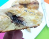 Foto langkah ke 7 dari resep Banana choco cheese pastry CTD (Crunchy-Tasty-Delicious).