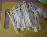 Foto langkah ke 1 dari resep Jamur enoki crispy.