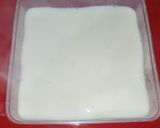 Foto langkah ke 5 dari resep Puding Lapis Mangga.