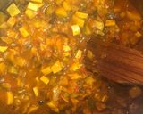 Foto del paso 6 de la receta: Pisto en salsa de pimientos choriceros