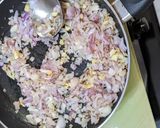 A picture of step 5 of Soya parantha.