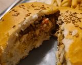 Une image de l'étape 9 de Bun's farcis au poulet et au bœuf.