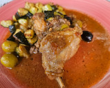 Foto del paso 11 de la receta: Pollo y conejo con olivas