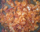 A picture of step 1 of Minced turkey in rich roasted vegetable sauce.
