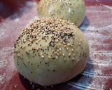 Foto del paso 4 de la receta: Pan de hamburguesa con semillas de sésamo y amapola