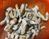 Hình bước làm 1 của món Đậu Cove Xào Ốc Móng Tay