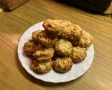 Fokhagymás - sajtos pogácsa recept fázis 2 fotója
