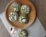 Foto langkah ke 7 dari resep Matcha Crinkle Cookies (Cookies Retak).