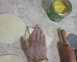 A picture of step 4 of Square paratha.