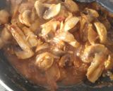 A picture of step 3 of Chilli garlic mushroom.
