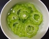 Hình bước làm 2 của món Gỏi khổ qua nấm tuyết