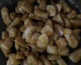 Foto langkah ke 2 dari resep Onion Chicken with Tofu.