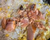 Foto langkah ke 6 dari resep Salmon Fried Rice.