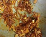 A picture of step 2 of Chicken Ularthiyathu.