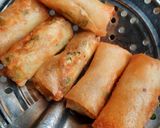 Foto langkah ke 7 dari resep 13. Kulit Lumpia Isi Daging Kornet.