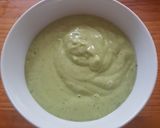 Foto del paso 2 de la receta: Aderezo de aguacate para ensaladas