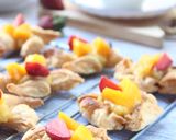 Foto langkah ke 9 dari resep Fruit Danish Pastry with Lemon curd.