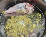 Foto del paso 1 de la receta: Ensalada rústica de papitas zanahorias y lengua