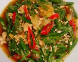 Foto langkah ke 4 dari resep Kacang panjang tahu, tumis kecap | praktis | hemat |enak.