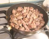 A picture of step 4 of Easy Red Wine Braised Beef.