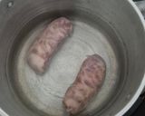 Foto del paso 1 de la receta: Deliciosa linguiça agridulce acompañada con arroz y ensalada