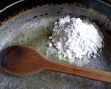 Foto del paso 2 de la receta: Salsa Bechamel