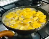 A picture of step 1 of AMIE’s Minatamis na Saging (sweetened banana).