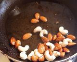 A picture of step 5 of Caramel Apple Modak.