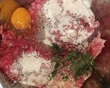 Foto del paso 1 de la receta: Solomillo de cerdo y albóndigas con salsa