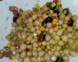 Foto del passaggio 2 della ricetta Farfalle integrali con ceci e misto di verdure