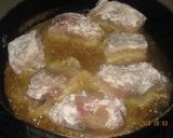 Foto del paso 4 de la receta: Pescado frito aderezado con salsa de mantequilla y limón