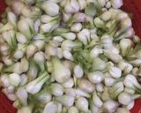 Hình bước làm 1 của món Hành muối chua ngọt ngày tết