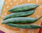 A picture of step 1 of Val Papadi Bhaji (Winter Special Broad/Flat Beans Curry).