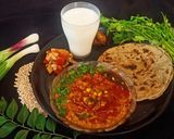 A picture of step 5 of Double tadka lahsuni Urad Dal.