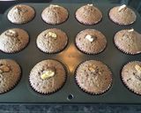 Cappuccino muffin dióval recept fázis 10 fotója