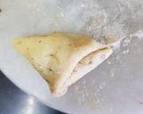 A picture of step 4 of Sweet Rabdi Samosa.