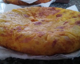 Foto del paso 1 de la receta: Tortilla con queso y salchichas