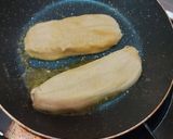 Foto langkah ke 2 dari resep Pisang Bolen Keju Kartika Sari.
