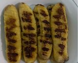 Foto langkah ke 5 dari resep Pisang Penyet Topping Coklat Keju.