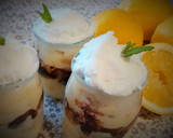 Foto del paso 5 de la receta: Vasitos de bizcocho y crema de limón