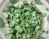 A picture of step 4 of Vegetable salad.