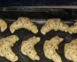 Köményes kifli recept fázis 4 fotója
