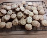 A picture of step 8 of Cheesy biscuits.