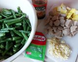 Foto langkah ke 1 dari resep Cah Kacang Panjang Bakso Tahu.