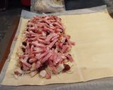 Foto del paso 6 de la receta: Empanada de pollo con bacon, pasas y queso