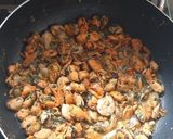 Foto del paso 2 de la receta: Mejillones con arroz a la provenzal