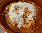 Foto del paso 4 de la receta: Arroz meloso con gambones, calamares y almejas