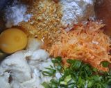 Foto langkah ke 2 dari resep Nugget Ayam wortel.