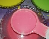A picture of step 3 of Rainbow Crepe Cake.