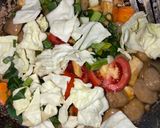 Foto langkah ke 3 dari resep Capcay Sayur Tahu dan Bakso.